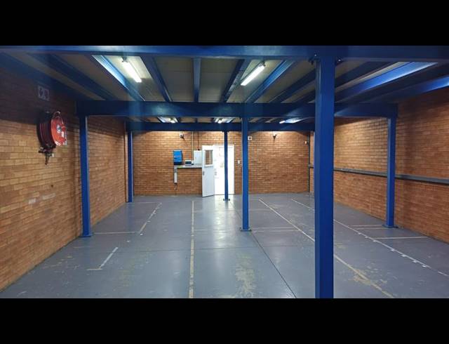 INDUSTRIAL PROPERTY TO RENT IN HENNOPSPARK